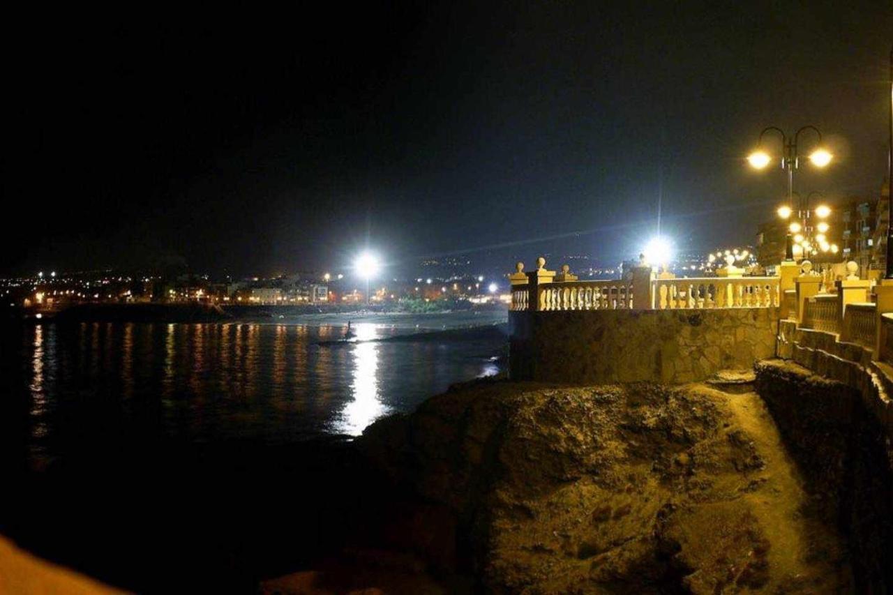 Piso En Primera Linea Con Vistas Directas Al Mar メレナラ エクステリア 写真